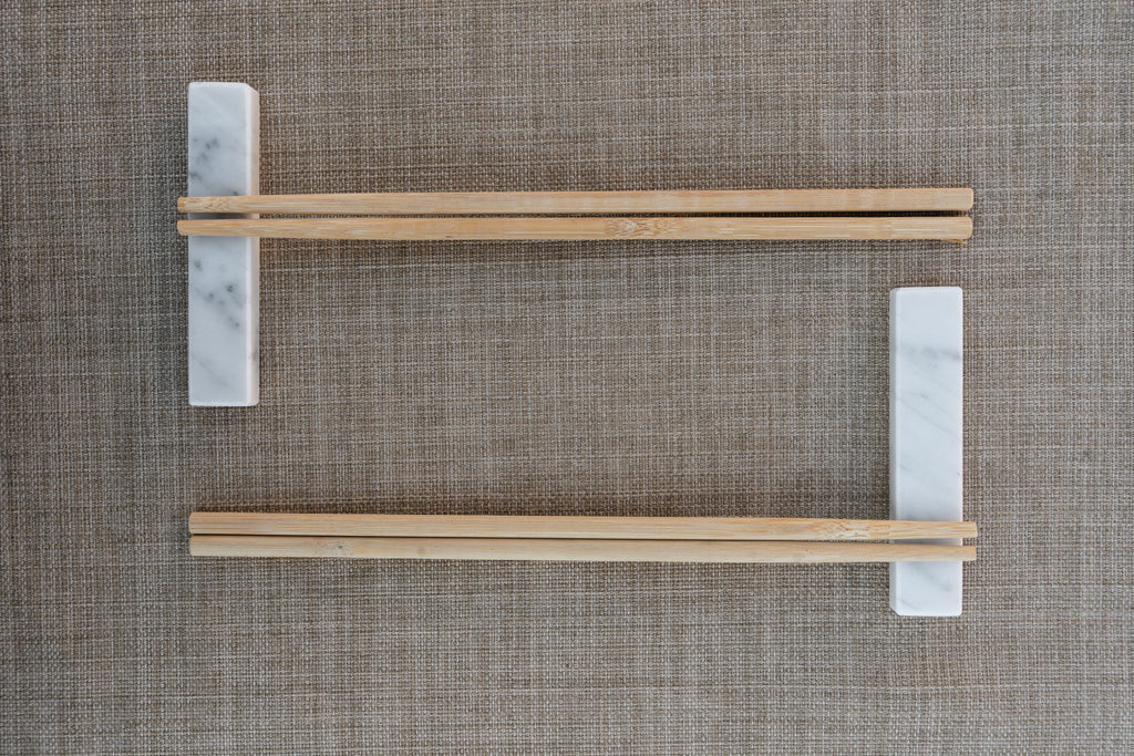 POGGIA POSATE "EUCALIPTO" (SET 2PZ) MARMO BIANCO DI CARRARA