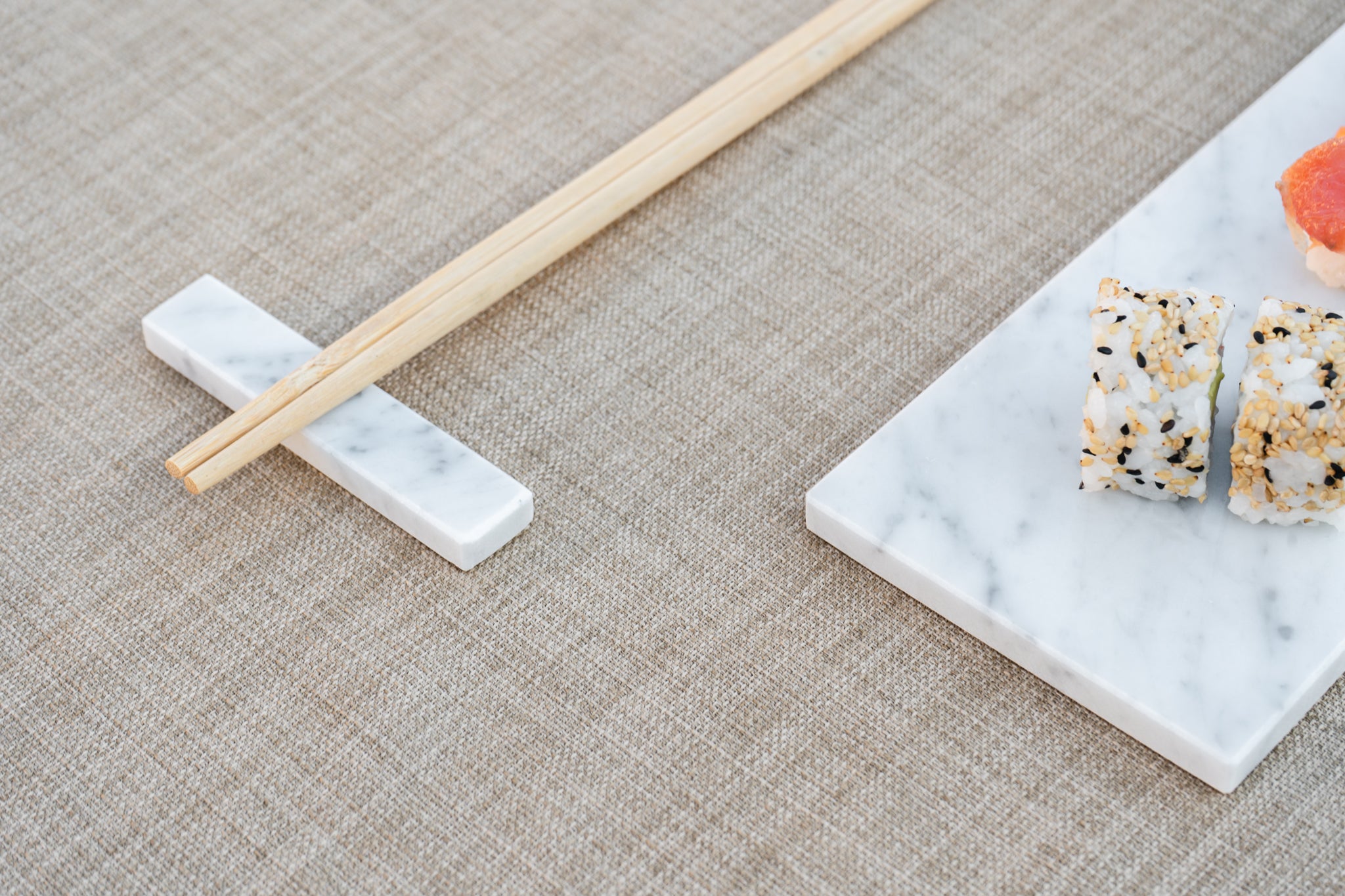 POGGIA POSATE "EUCALIPTO" (SET 2PZ) MARMO BIANCO DI CARRARA